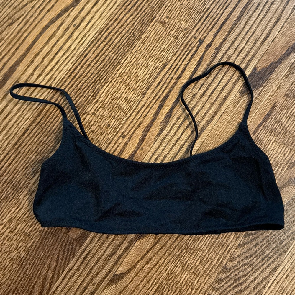 Triangl Swimwear Mica square cut bikini top size Small